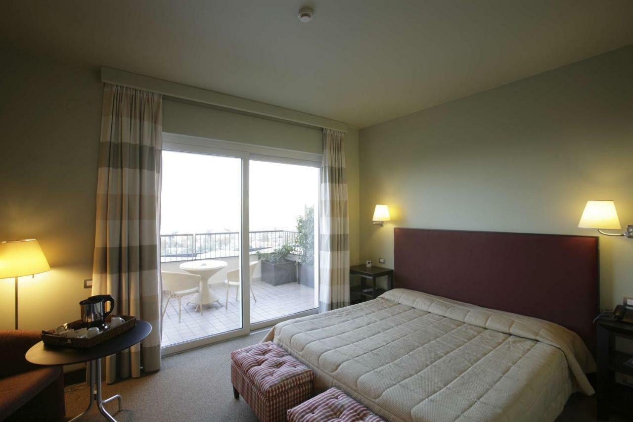 Hotel Maria &