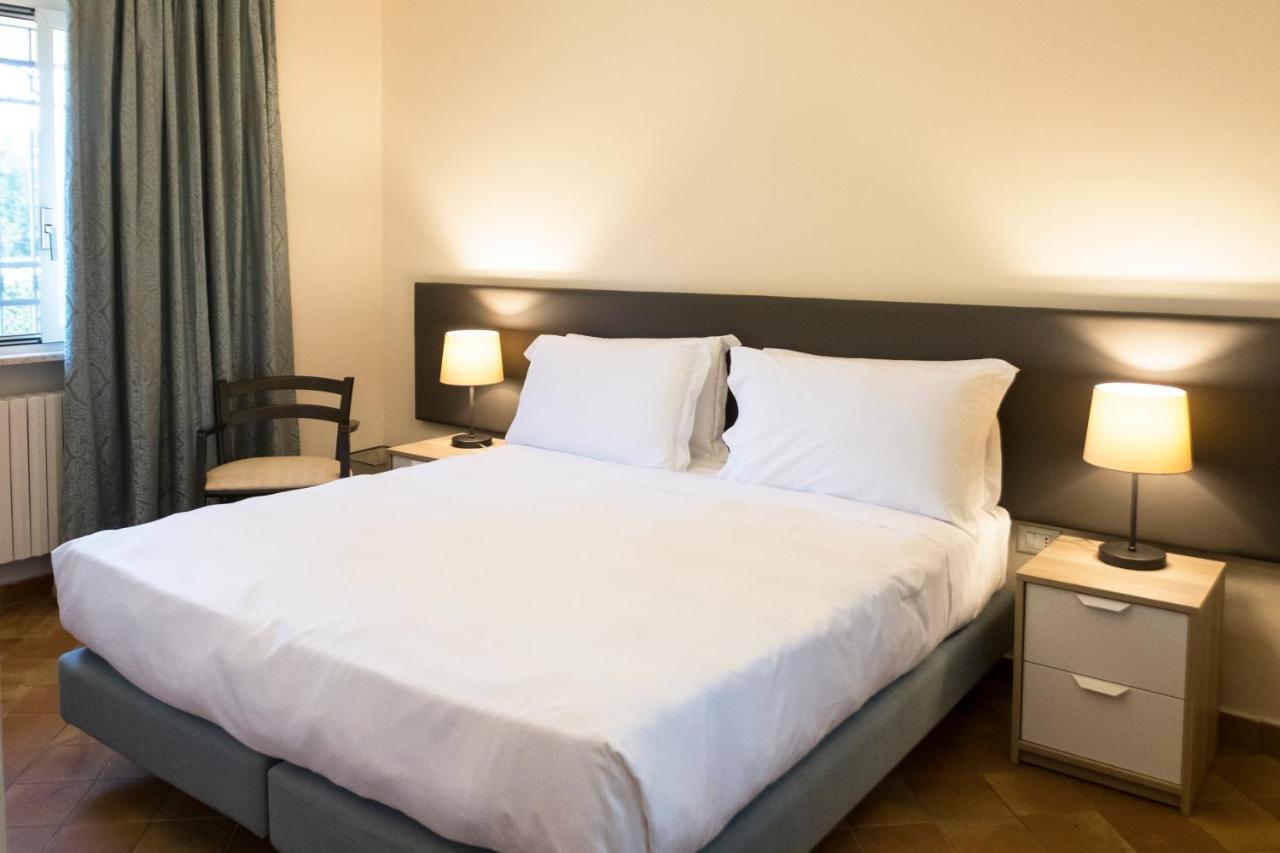 Hotel Maria & 4*