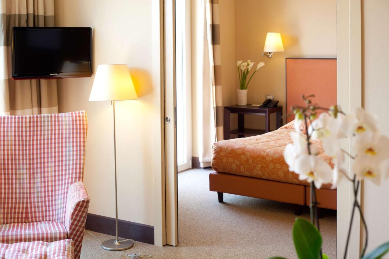 Maria & Hotel