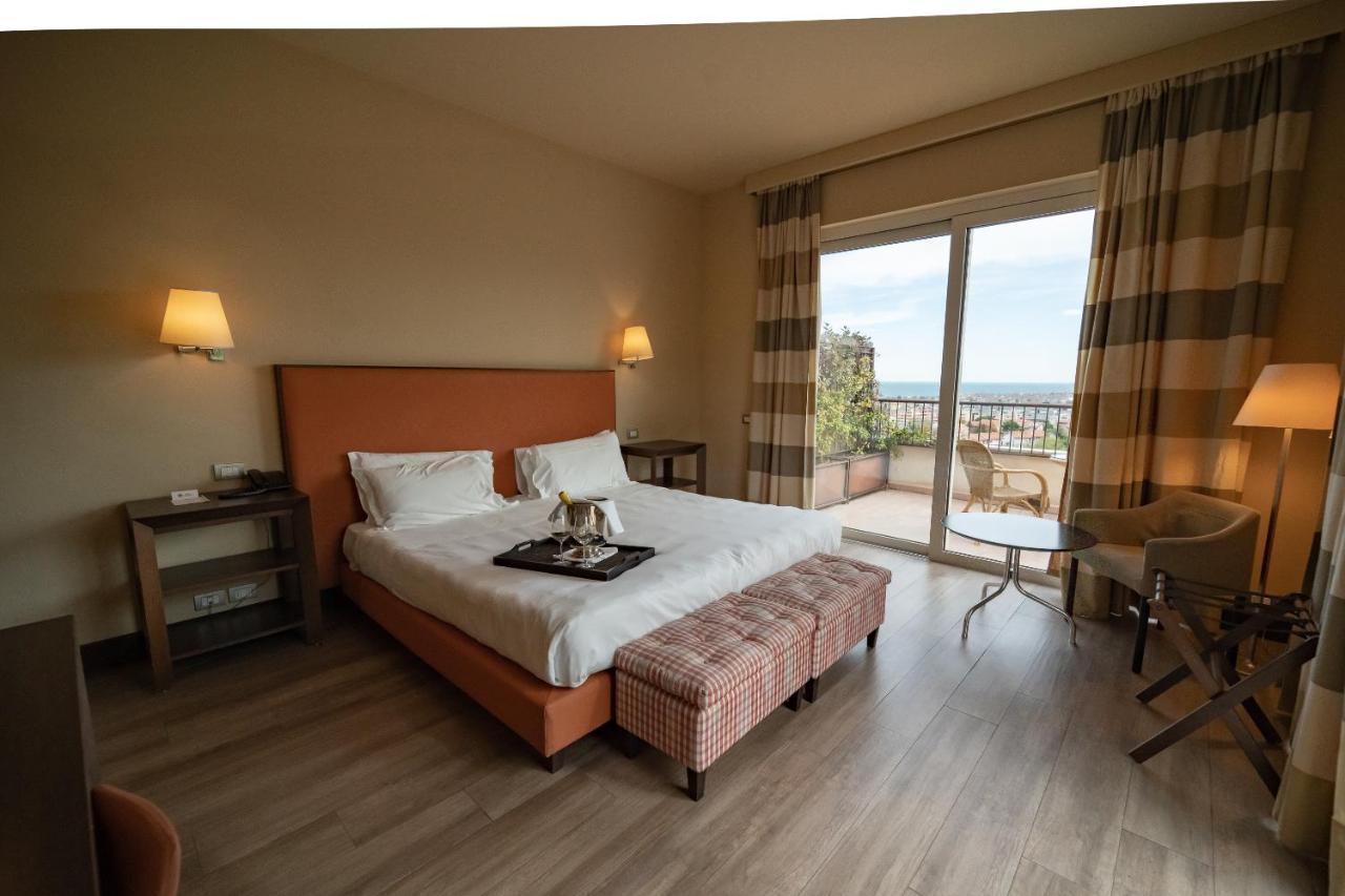 Hotel Maria & Francavilla Al Mare